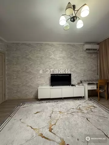 1-комнатная квартира, этаж 5 из 5, 37 м²