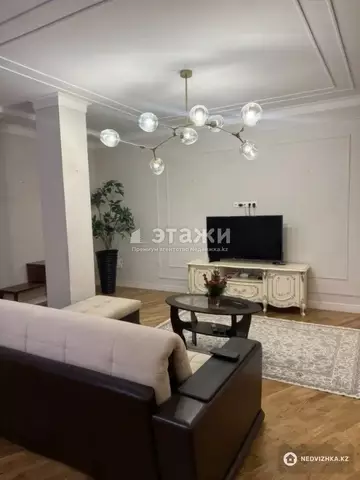 7-комнатная квартира, этаж 4 из 15, 70 м²