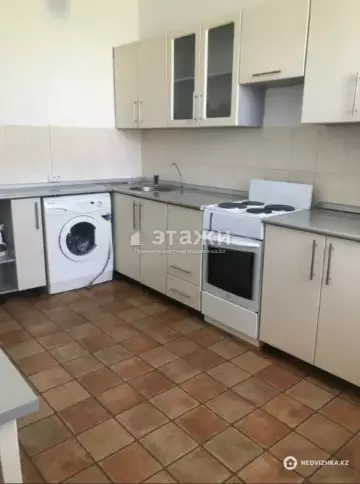 1-комнатная квартира, этаж 6 из 6, 38 м²