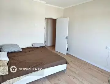 4-комнатная квартира, этаж 5 из 5, 100 м²