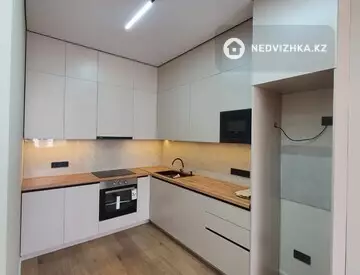 2-комнатная квартира, этаж 3 из 3, 60 м²