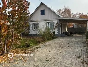 2-комнатный дом, 6 соток, 50 м²