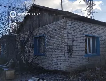 3-комнатная часть дома, 12 соток, 32 м²