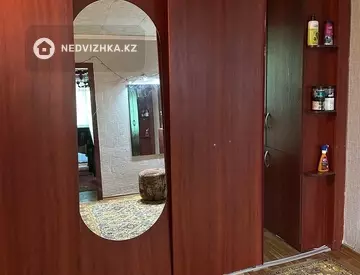 4-комнатная квартира, этаж 1 из 6, 85 м²