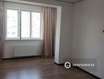 1-комнатная квартира, этаж 4 из 12, 30 м²