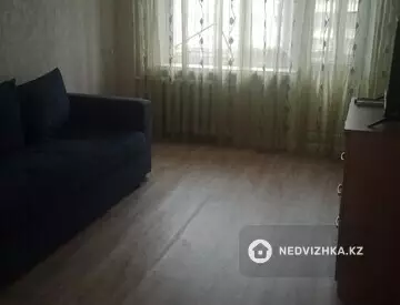 1-комнатная квартира, этаж 4 из 5, 30 м², на длительный срок