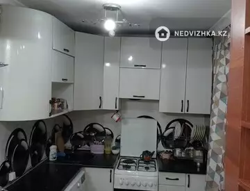 3-комнатная квартира, этаж 5 из 5, 57 м²