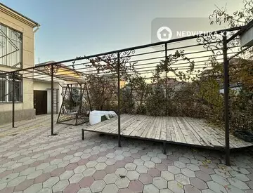 7-комнатный дом, 16 соток, 380 м²