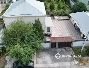 7-комнатный дом, 16 соток, 380 м²
