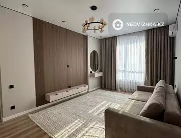 1-комнатная квартира, этаж 10 из 16, 49 м²