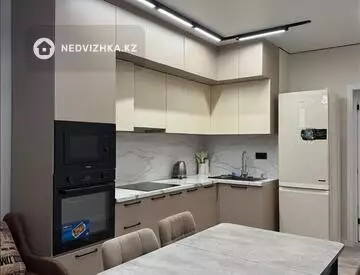 1-комнатная квартира, этаж 12 из 13, 43 м²
