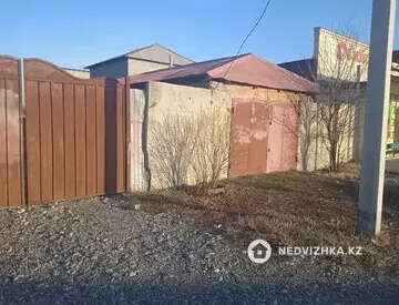 1-комнатный дом, 10 соток, 90 м²