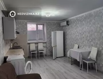 2-комнатная квартира, этаж 4 из 4, 43 м²