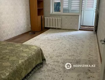 2-комнатная квартира, этаж 1 из 5, 52 м², посуточно