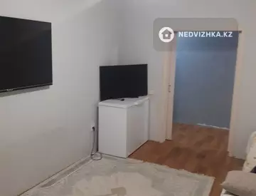 2-комнатная квартира, этаж 3 из 10, 54 м²