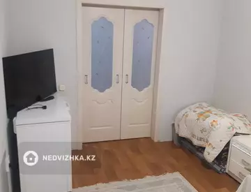 2-комнатная квартира, этаж 3 из 10, 54 м²