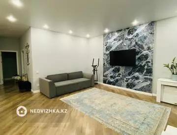 3-комнатная квартира, этаж 10 из 10, 80 м²