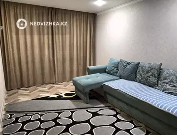 2-комнатная квартира, этаж 4 из 5, 45 м², на длительный срок
