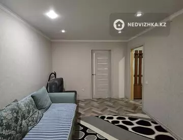 2-комнатная квартира, этаж 4 из 5, 45 м²