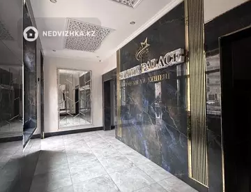 2-комнатная квартира, этаж 9 из 9, 68 м², на длительный срок