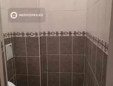 2-комнатная квартира, этаж 4 из 5, 49 м²