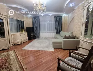 4-комнатная квартира, этаж 9 из 15, 160 м², на длительный срок