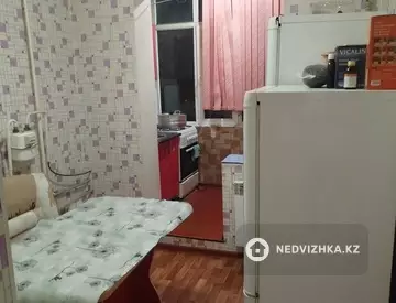 2-комнатная квартира, этаж 4 из 5, 51 м²