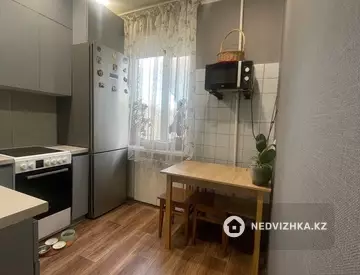 1-комнатная квартира, этаж 4 из 4, 31 м²