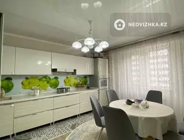 3-комнатная квартира, этаж 7 из 12, 128 м²