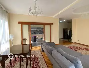 3-комнатная квартира, этаж 10 из 13, 133 м²