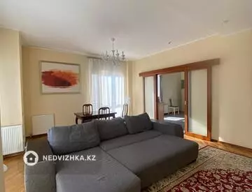 3-комнатная квартира, этаж 10 из 13, 133 м²