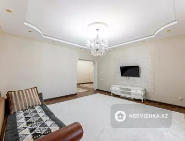 2-комнатная квартира, этаж 4 из 6, 94 м²