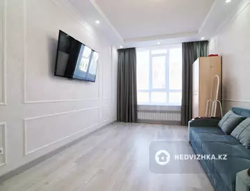 1-комнатная квартира, этаж 2 из 13, 45 м²