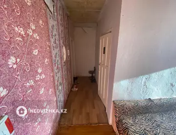 2-комнатная квартира, этаж 4 из 4, 47 м²