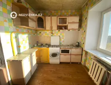 2-комнатная квартира, этаж 4 из 4, 47 м²