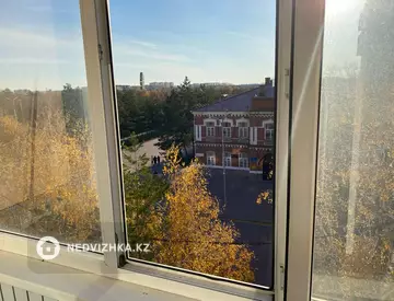 2-комнатная квартира, этаж 4 из 4, 47 м²