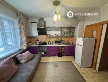 3-комнатная квартира, этаж 1 из 6, 90 м²
