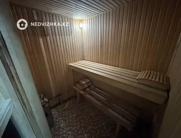 3-комнатная квартира, этаж 1 из 6, 90 м²