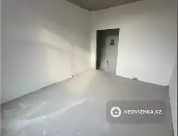 1-комнатная квартира, этаж 11 из 16, 42 м²