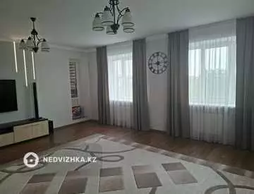 2-комнатная квартира, этаж 4 из 5, 85 м²