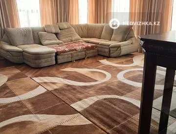 3-комнатная квартира, этаж 11 из 11, 108 м²