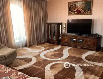 3-комнатная квартира, этаж 11 из 11, 108 м²