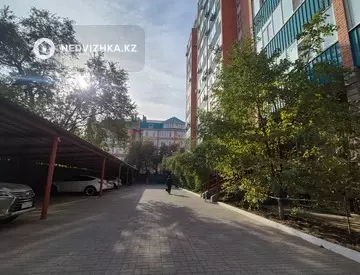 2-комнатная квартира, этаж 8 из 10, 103 м²