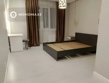 3-комнатная квартира, этаж 6 из 13, 90 м², на длительный срок