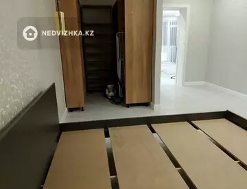 3-комнатная квартира, этаж 6 из 13, 90 м², на длительный срок