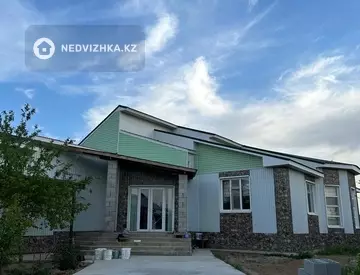 6-комнатный дом, 9 соток, 221 м²