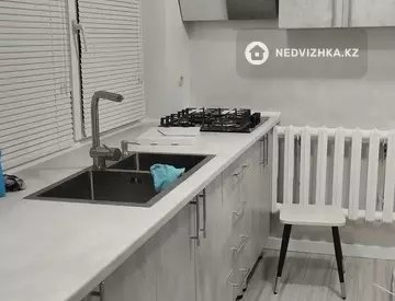 4-комнатный дом, 18 соток, 75 м², на длительный срок