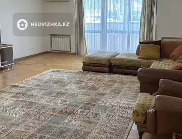 4-комнатная квартира, этаж 9 из 9, 190 м²