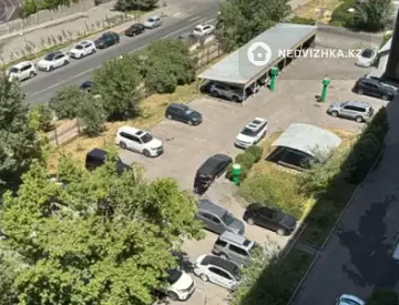 4-комнатная квартира, этаж 9 из 9, 190 м²