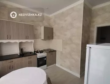 1-комнатная квартира, этаж 5 из 12, 40 м²